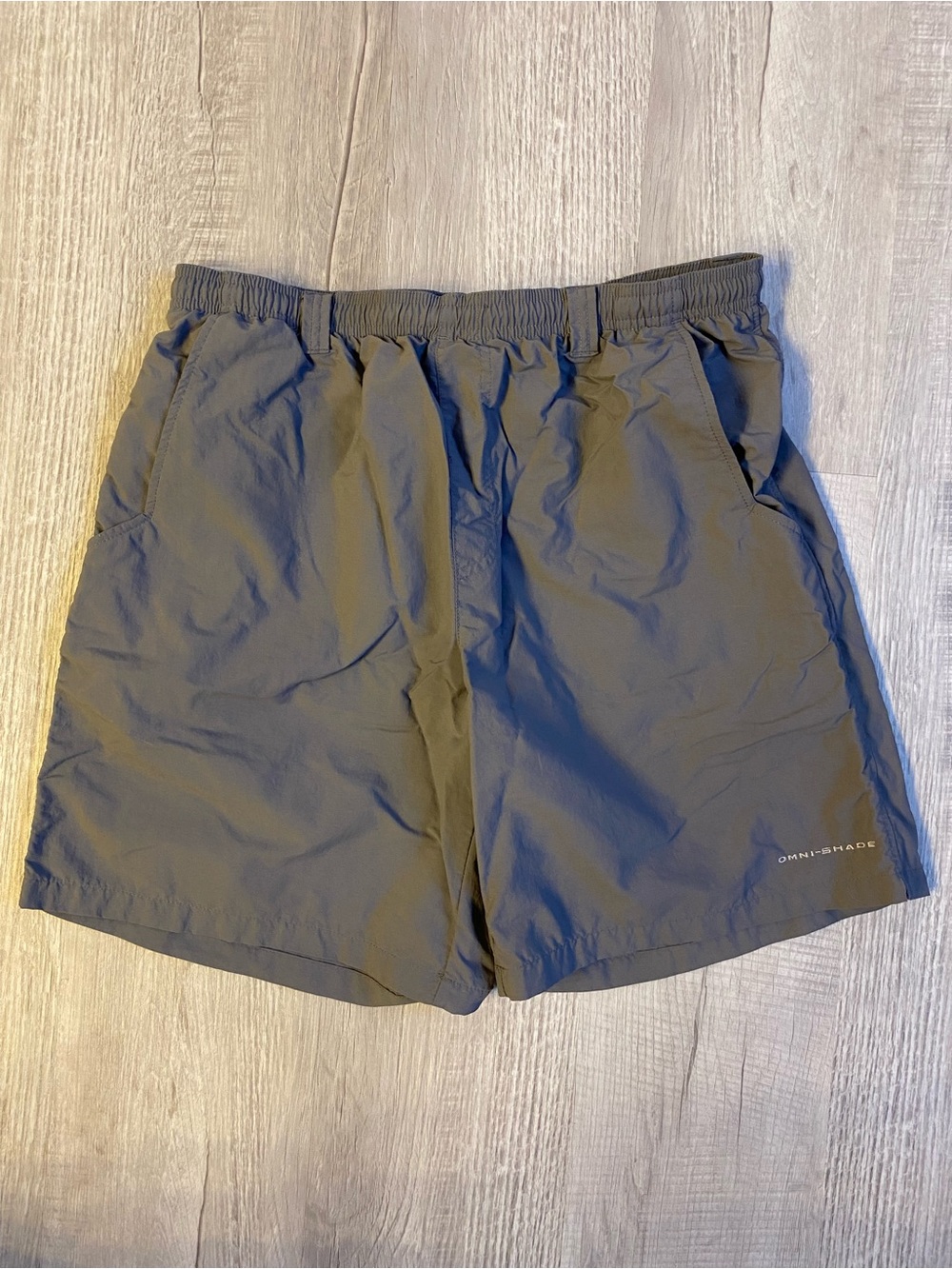 Columbia Men’s Omni-Shade Gray Active Shorts